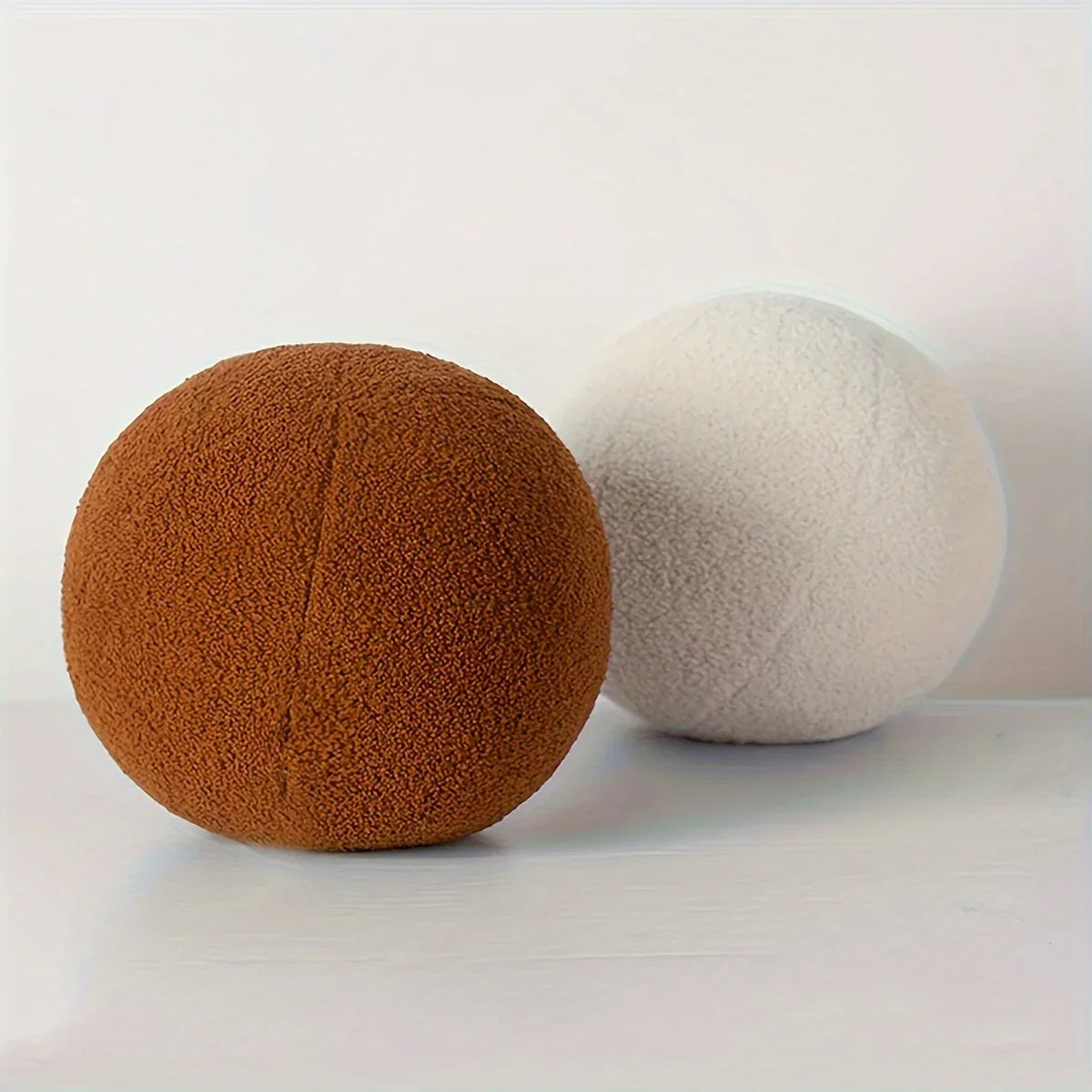 Round Plush Cushion